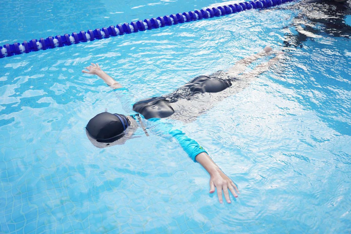Prone Float Explained: Your Guide to This Fundamental Swimming Skill